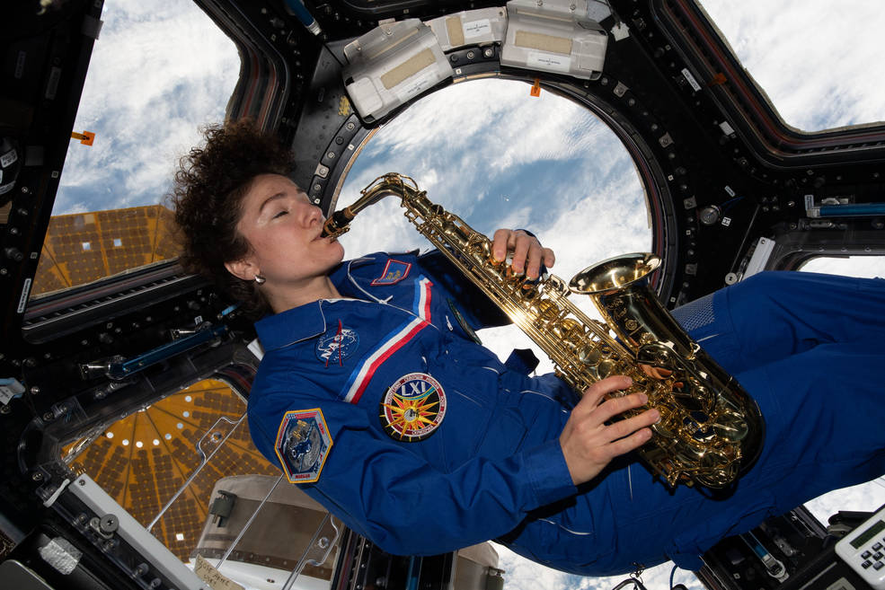 Багато астронавтів і космонавтів – талановиті музиканти